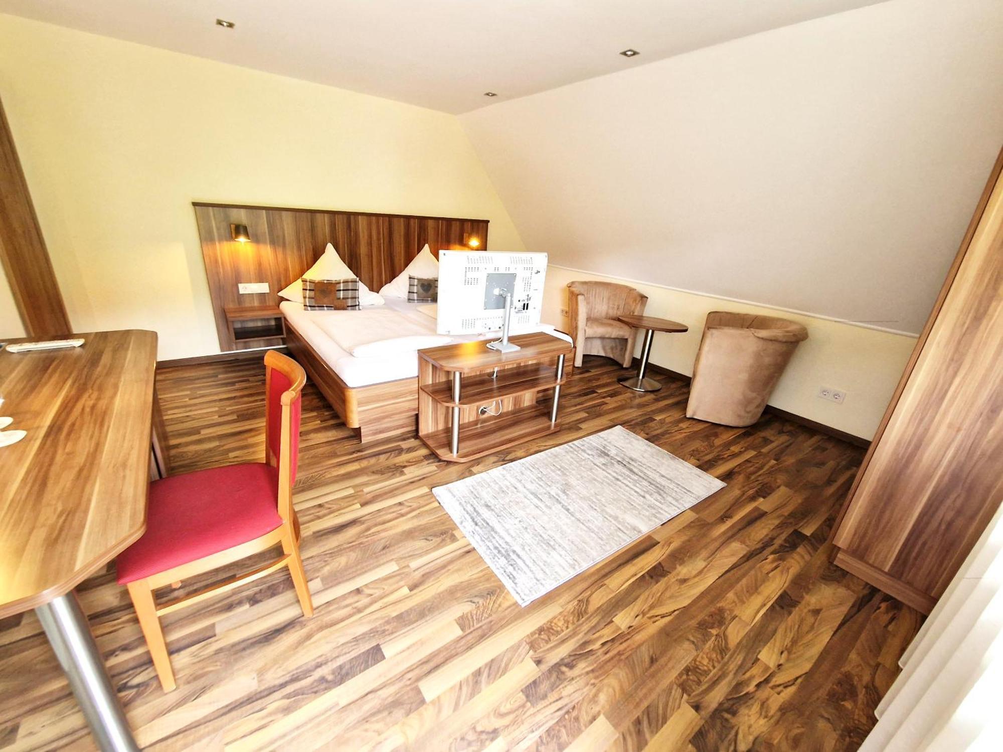 Landgasthof Rebstock Ottenhofen im Schwarzwald Kültér fotó